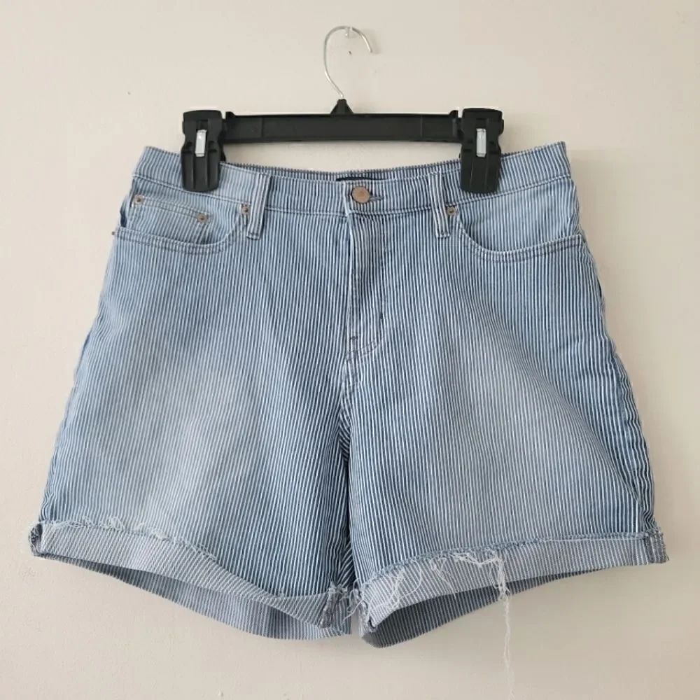 Calvin Klein Jeans Striped Shorts High Rise 8 Blue White Raw Hem